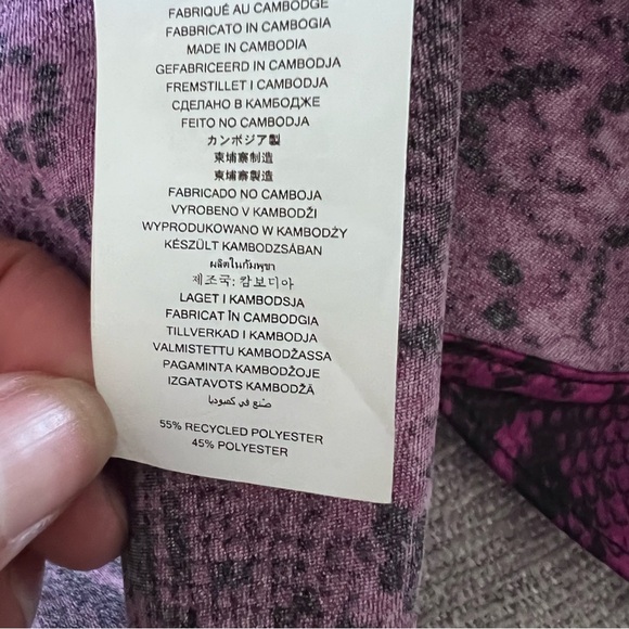 Michael Kors Womens Chain Straps Cold Shoulder Snake Print Blouse |XS| - Picture 6 of 6